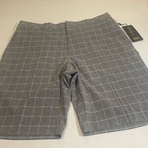 Walter Hagen Men’s Golf Shorts, Size 36.